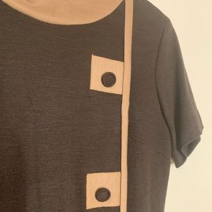 Ladies brown vintage dress with tan contrasting detail and buttons Size 14
